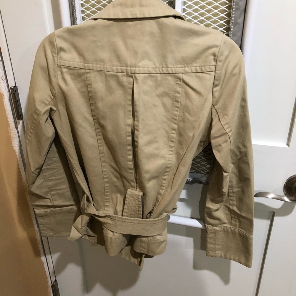 Light Jacket - Picture 2 of 2